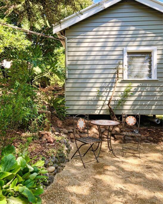 Harrys House Warburton - Peaceful Riverside Cottage In The Perfect Location Dış mekan fotoğraf