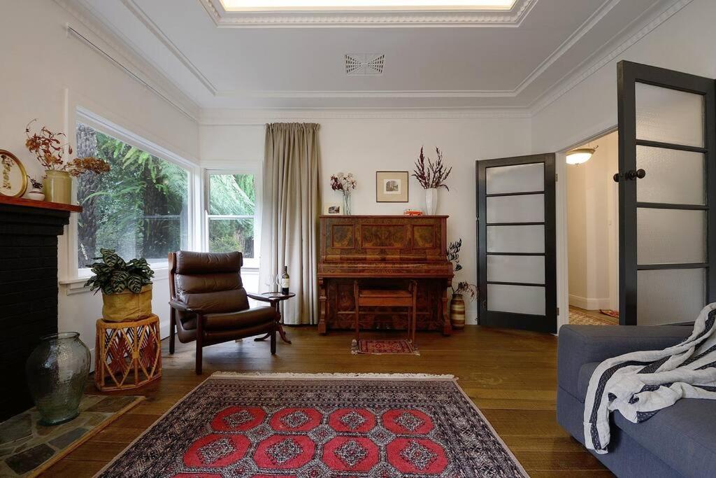 Harrys House Warburton - Peaceful Riverside Cottage In The Perfect Location Dış mekan fotoğraf