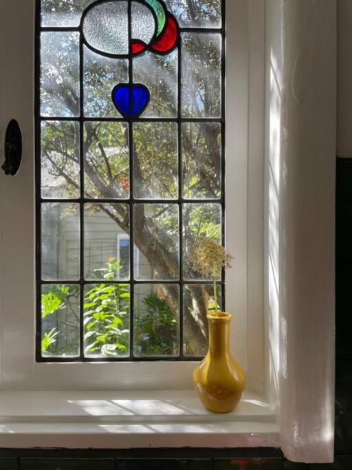 Harrys House Warburton - Peaceful Riverside Cottage In The Perfect Location Dış mekan fotoğraf
